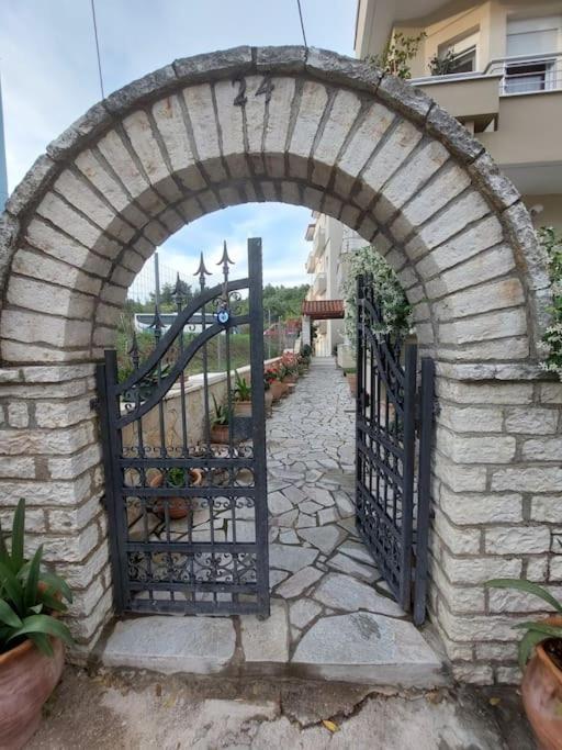 Eleni'S Apartments Igoumenitsa - Γκαρσονιέρα 2Ου Ορόφου Επιπλωμένη, Εξοπλισμένη Exterior photo